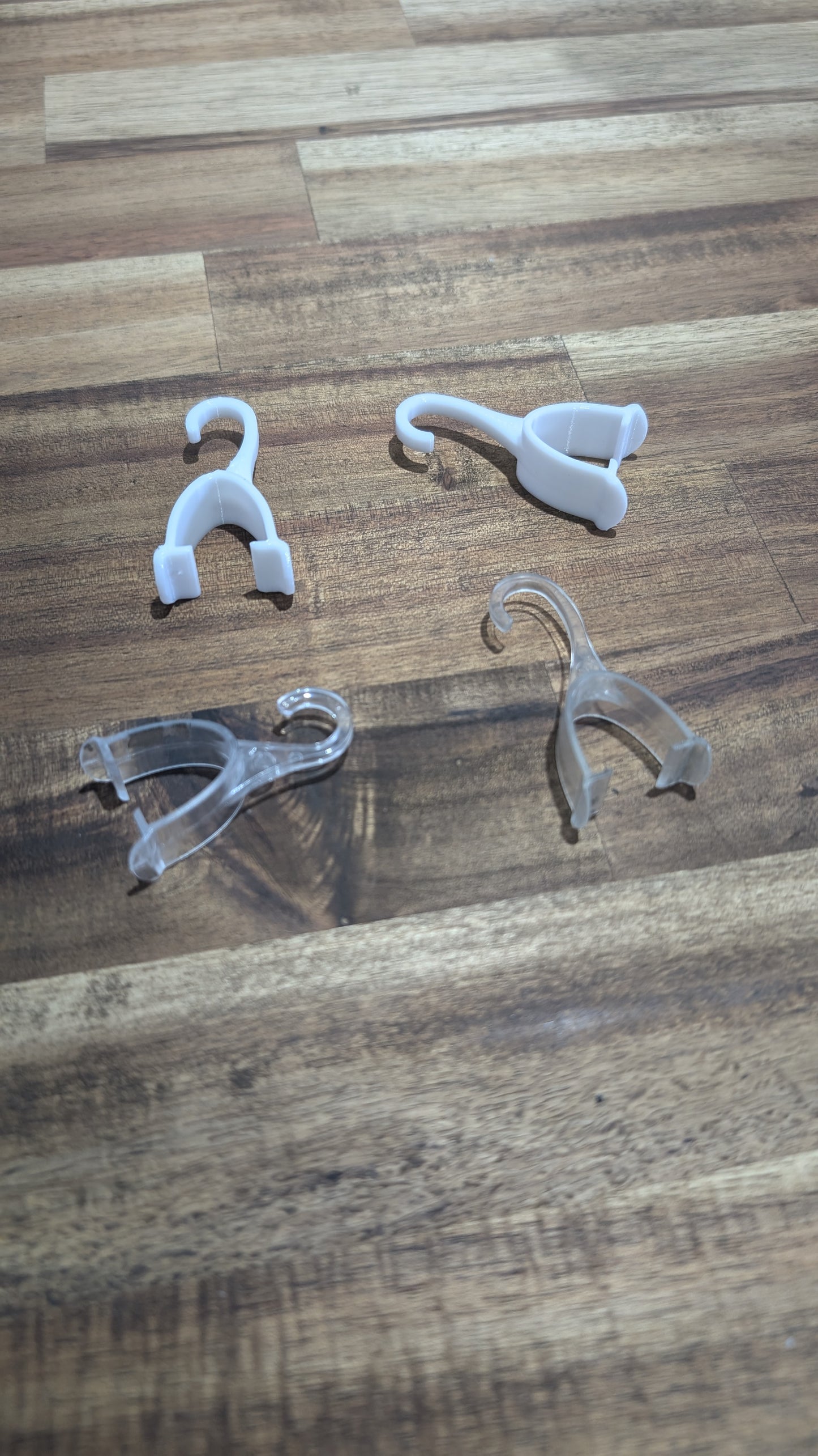 Display banner hooks