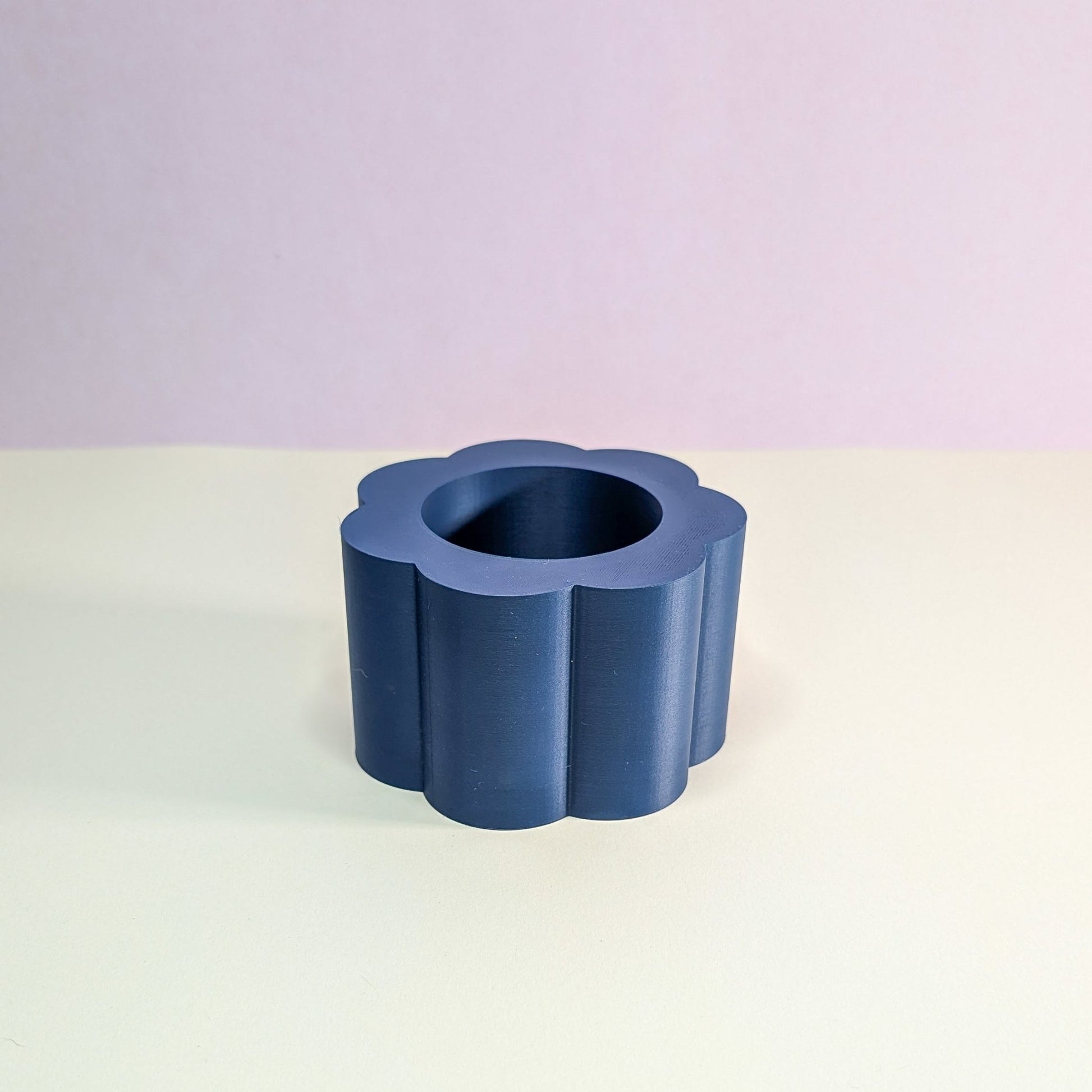 Daisy Pot - 3D printed on the Surf Coast, Geelong by Elevated Expressions